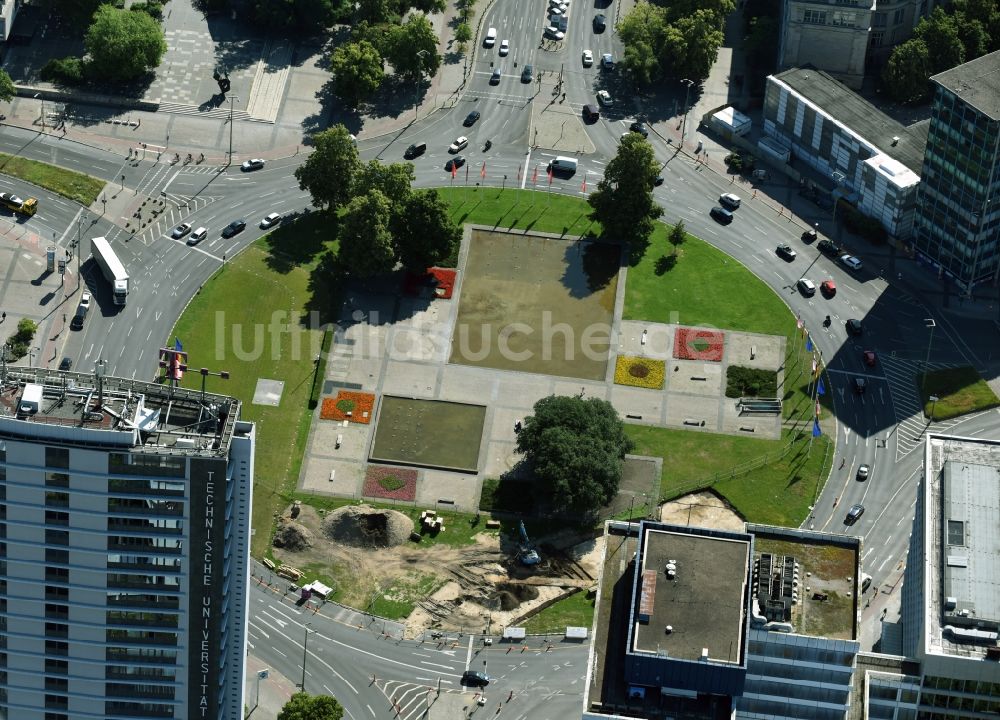 Berlin aus der Vogelperspektive: Ernst-Reuter-Platz im Innenstadt- Zentrum in Berlin