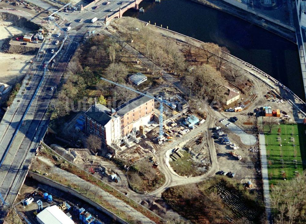 Luftbild Berlin - Tiergarten - Errichtung der Feuer- und Polizeiwache am Bundeskanzleramt im Berliner Regierungsviertel - ein Bauprojekt der SCHÄLERBAU BERLIN GmbH Niederlassung Hochbau Herrn Karakianis pers