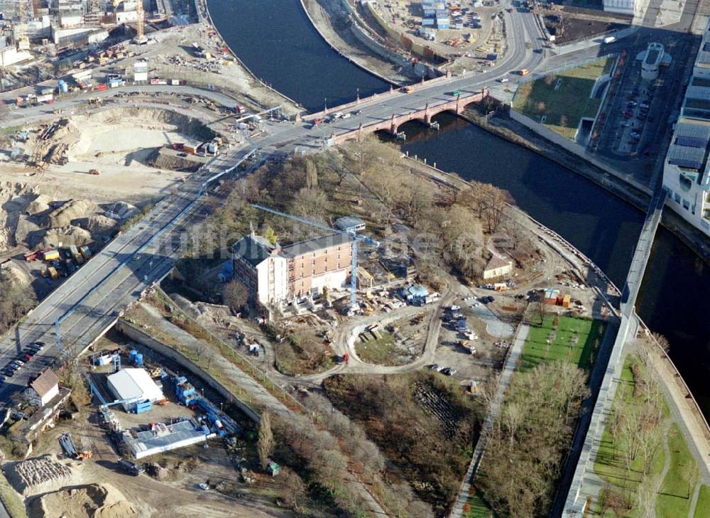 Luftbild Berlin - Tiergarten - Errichtung der Feuer- und Polizeiwache am Bundeskanzleramt im Berliner Regierungsviertel - ein Bauprojekt der SCHÄLERBAU BERLIN GmbH Niederlassung Hochbau Herrn Karakianis pers