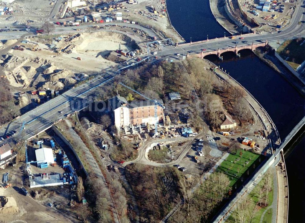 Luftaufnahme Berlin - Tiergarten - Errichtung der Feuer- und Polizeiwache am Bundeskanzleramt im Berliner Regierungsviertel - ein Bauprojekt der SCHÄLERBAU BERLIN GmbH Niederlassung Hochbau Herrn Karakianis pers