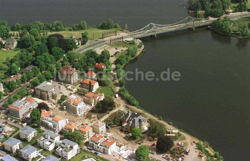 Luftaufnahme Potsdam - Errichtung von Neubauwohnungen am Glienicker Horn in Potsdam.