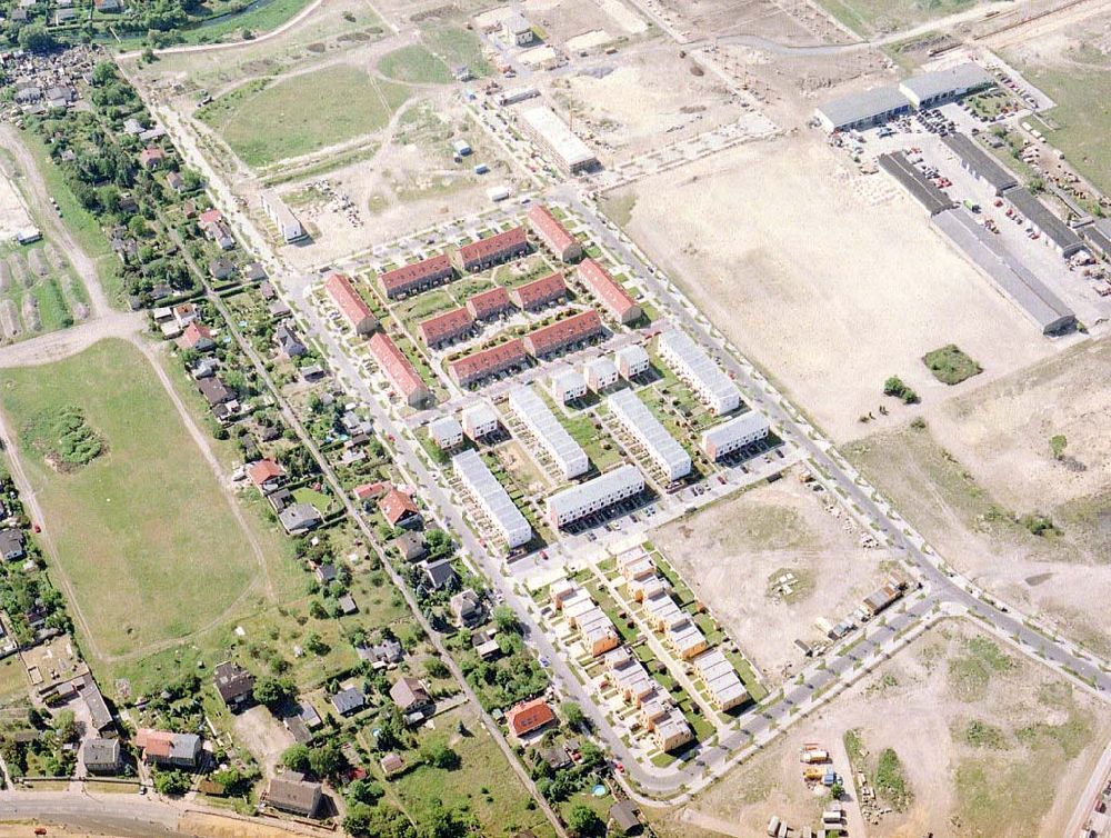 Berlin - Biesdorf aus der Vogelperspektive: Errichtung des Wohngebietes Biesdorf - Süd in Berlin - Hellersdorf.