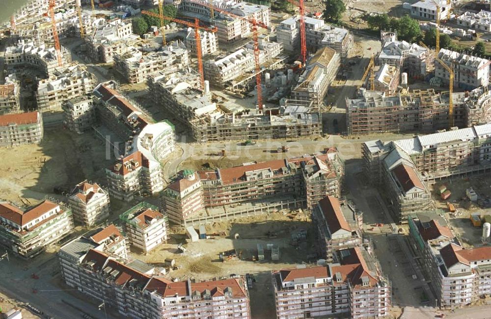 Berlin aus der Vogelperspektive: 02.10.94 Errichtung des Wohnneubaugebietes in Potsdam Am Kirchsteigfeld