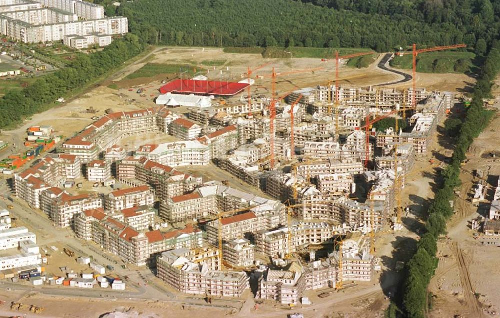 Luftaufnahme Potsdam - 02.10.94 Errichtung des Wohnneubaugebietes in Potsdam Am Kirchsteigfeld