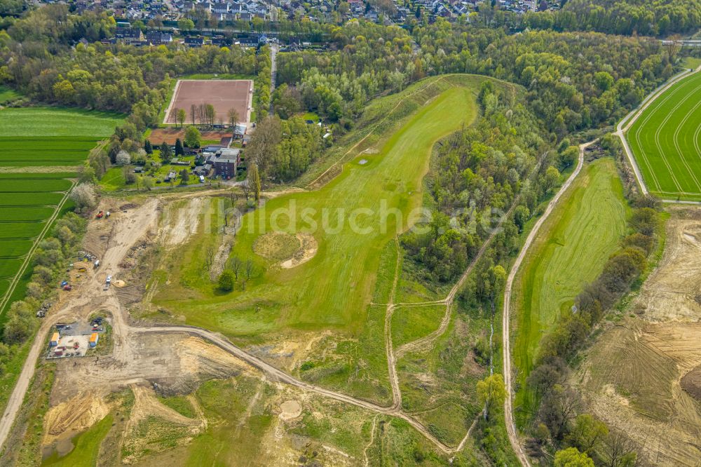 Werne von oben - Erschließungsarbeiten zum Neubau eines Golfparks in Werne im Bundesland Nordrhein-Westfalen, Deutschland