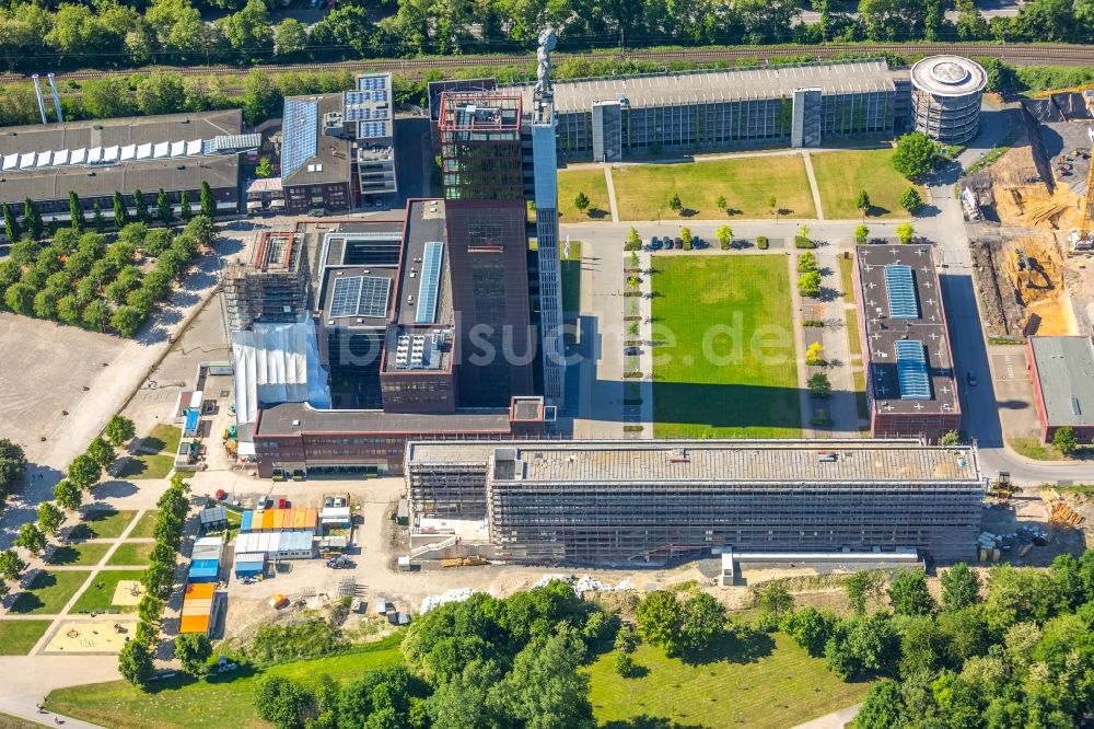 Luftbild Gelsenkirchen - Erschließungsturm am Bürogebäude des Verwaltungs- und Geschäftshauses der Vivawest Wohnen GmbH in Gelsenkirchen im Bundesland Nordrhein-Westfalen