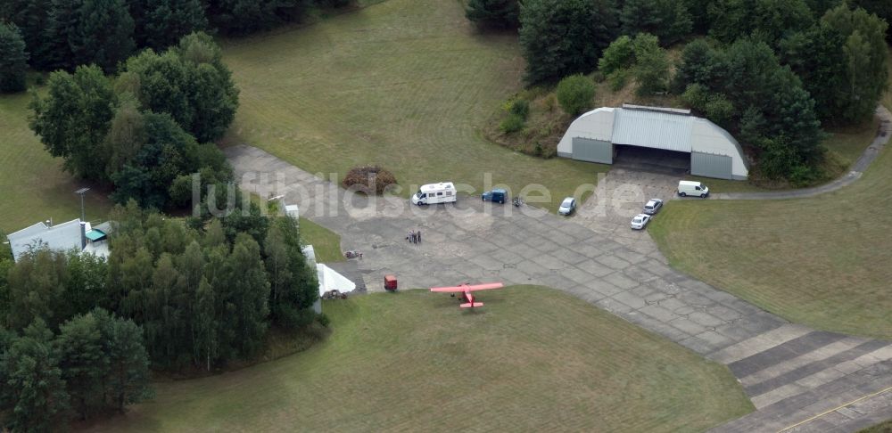 Werneuchen aus der Vogelperspektive: Erstes Bundesweites Luftbildfotografentreffen auf dem Flugplatz Werneuchen im Bundesland Brandenburg