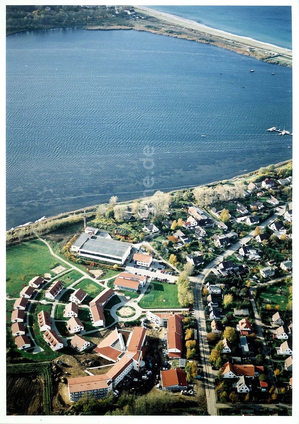 Rerik / Mecklenburg - Vorpommern von oben - Erweitertes Ferienobjekt der AWO-SANO am Achterwasser in Rerik / Mecklenburg - Vorpommern.