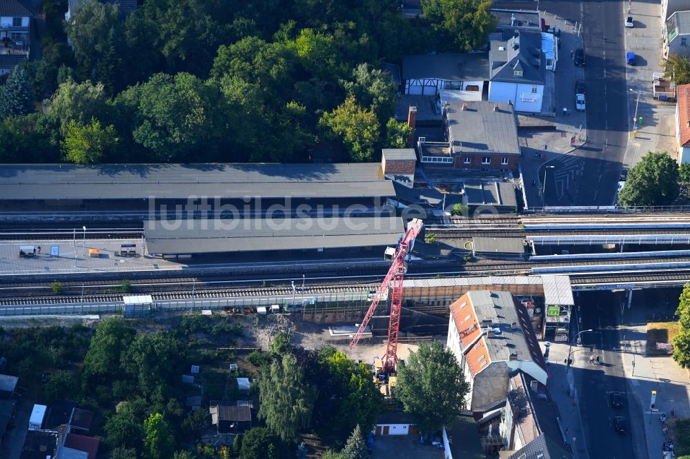 Berlin von oben - Erweiterung des S-Bahnhofes Mahlsdorf an der Hönower Straße in Berlin