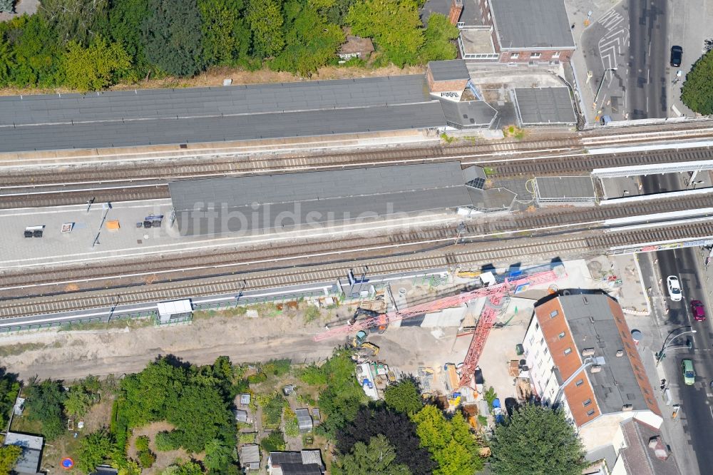 Luftaufnahme Berlin - Erweiterung des S-Bahnhofes Mahlsdorf an der Hönower Straße in Berlin