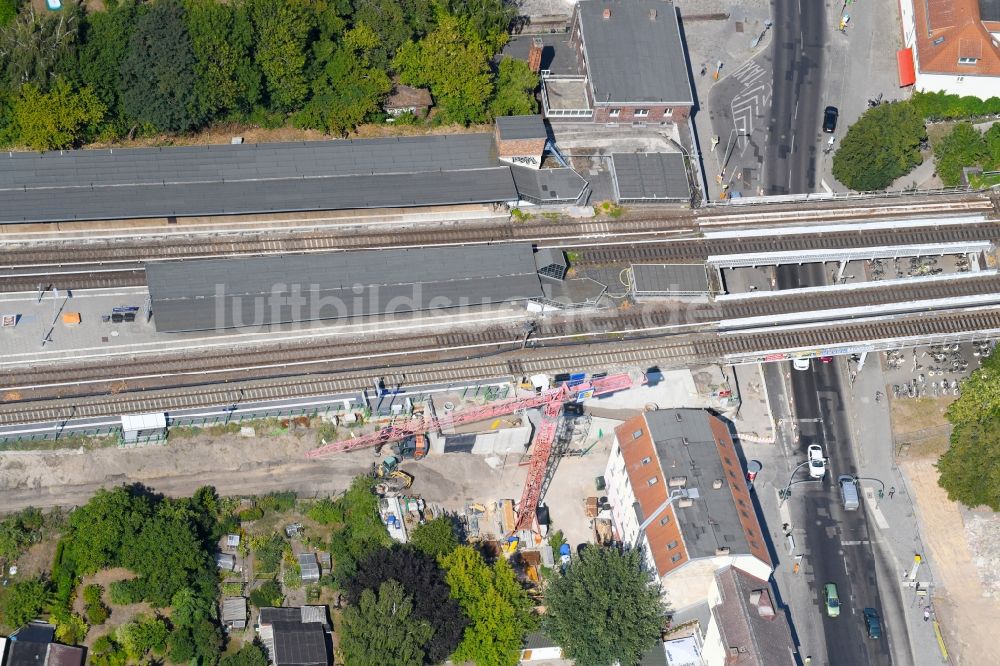 Berlin von oben - Erweiterung des S-Bahnhofes Mahlsdorf an der Hönower Straße in Berlin