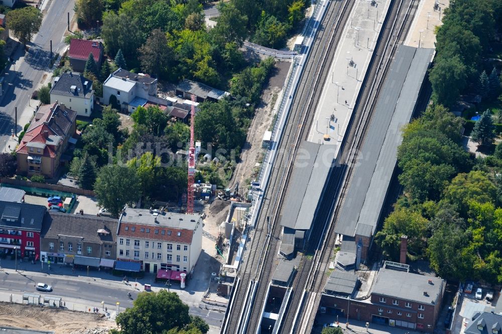 Luftaufnahme Berlin - Erweiterung des S-Bahnhofes Mahlsdorf an der Hönower Straße in Berlin