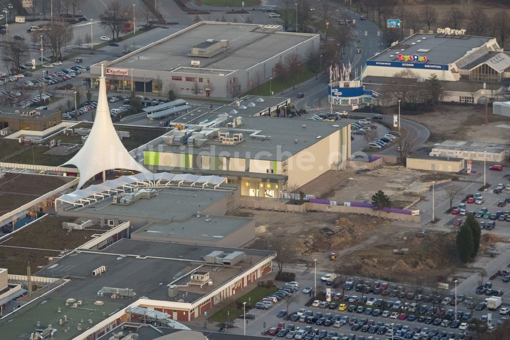 Luftbild Bochum - Erweiterung und Umbau des Einkaufszentrum an der A40 Ruhrpark in Bochum im Bundesland Nordrhein-Westfalen NRW