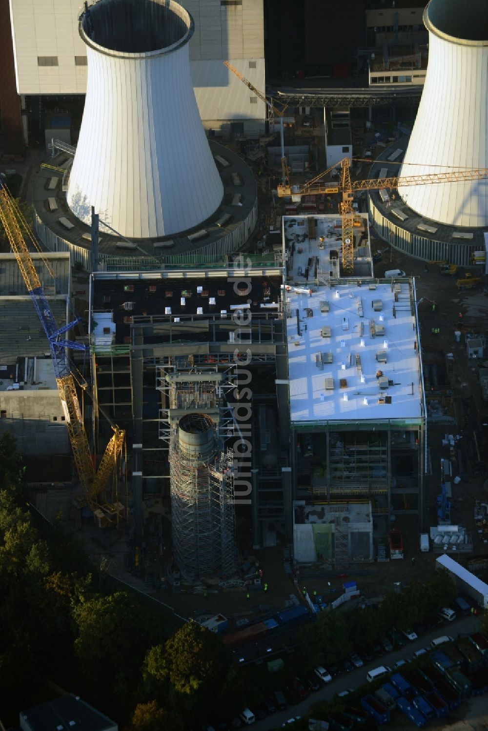 Luftbild Berlin - Erweiterungs- Baustelle am Kraftwerk Berlin Lichterfelde