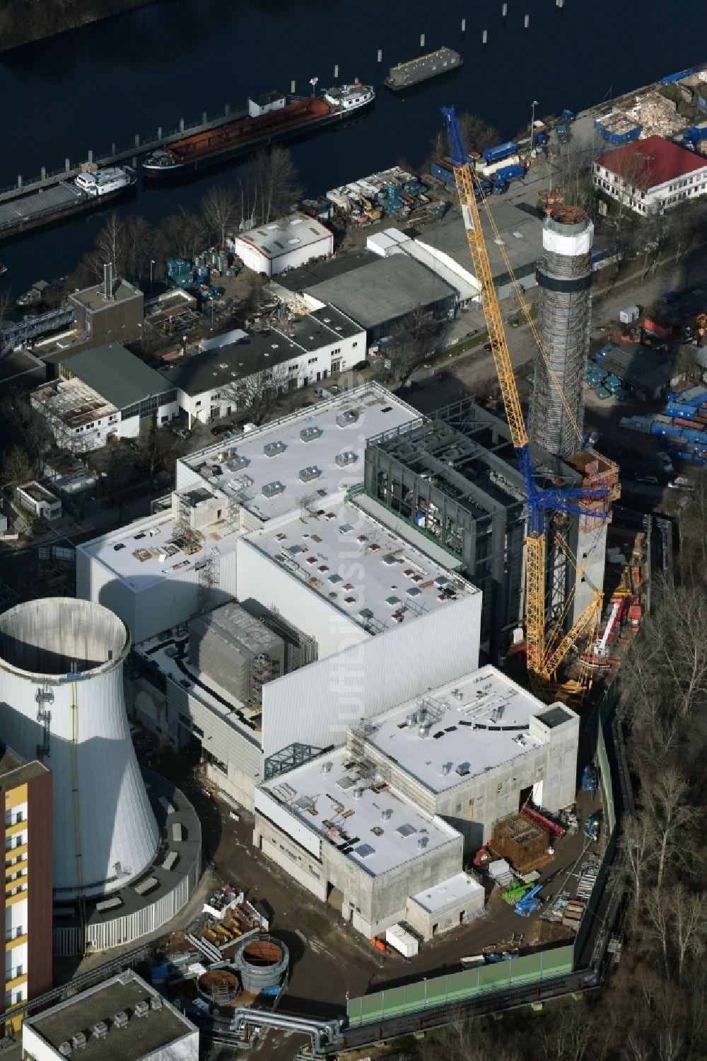 Berlin von oben - Erweiterungs- Baustelle am Kraftwerk Berlin Lichterfelde