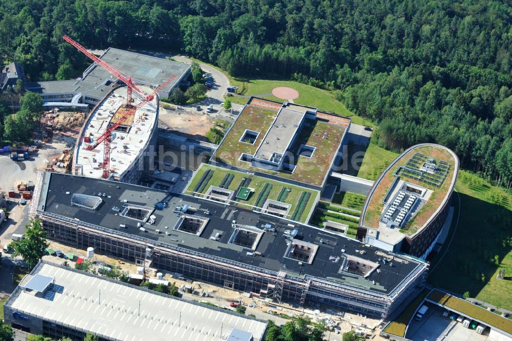 Gera aus der Vogelperspektive: Erweiterungs- Baustelle des SRH Wald-Klinikum Gera