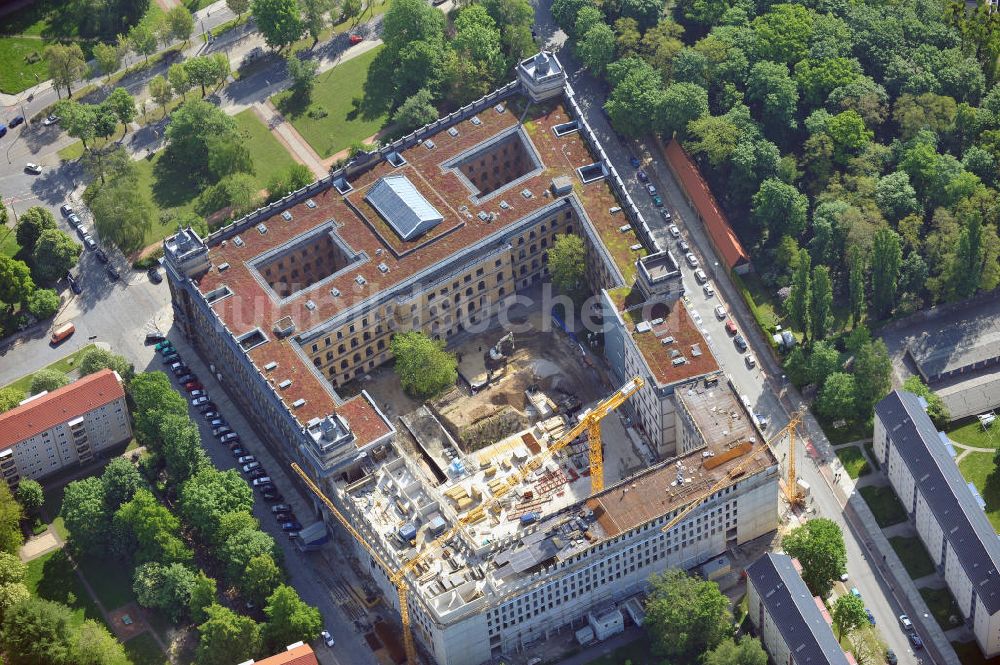 Dresden von oben - Erweiterungs- Neubau am Amtsgericht / Landgericht Dresden an der Lothringer Straße