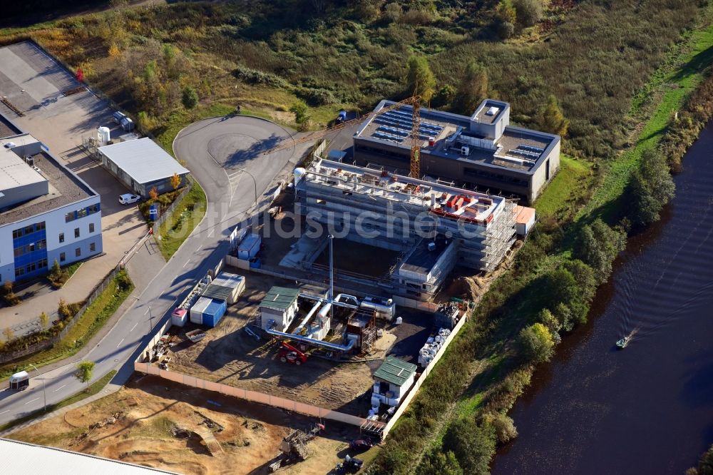 Hamburg aus der Vogelperspektive: Erweiterungs- Neubau- Baustelle am Gebäudekomplex des Institut Technologiezentrum Energie-Campus Hamburg im Ortsteil Bergedorf in Hamburg, Deutschland