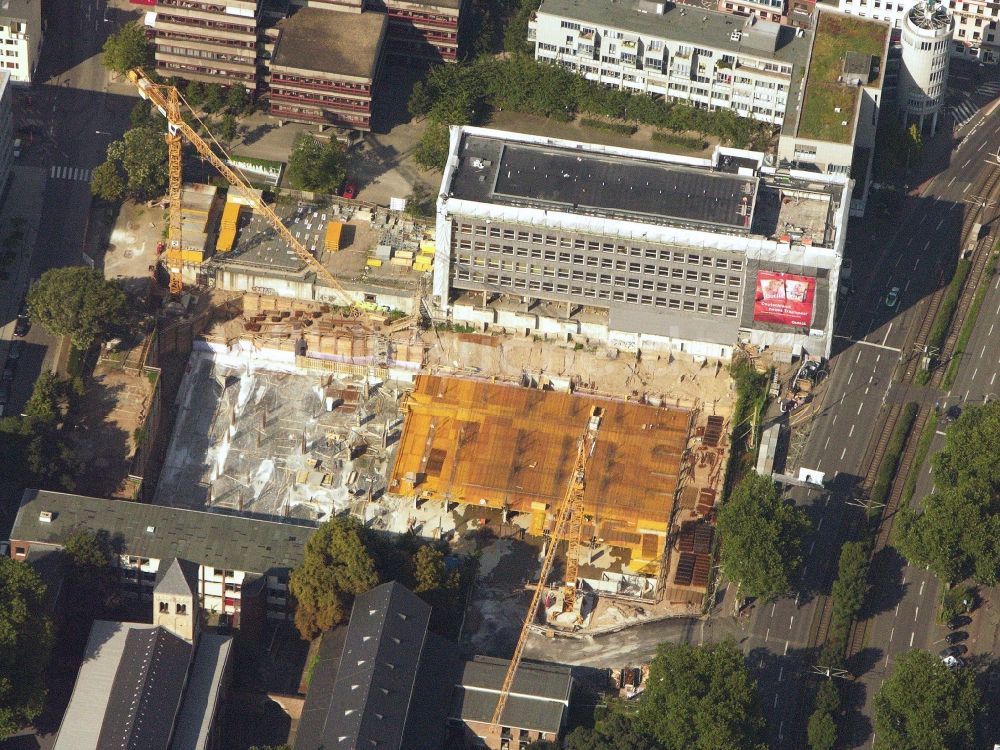 Köln von oben - Erweiterungs- Neubau- Baustelle am Museums- Gebäude- Ensemble Josef-Haubrich-Hof - Leonhard-Tietz-Straße - Cäcilienstraße im Ortsteil Altstadt-Süd in Köln im Bundesland Nordrhein-Westfalen, Deutschland