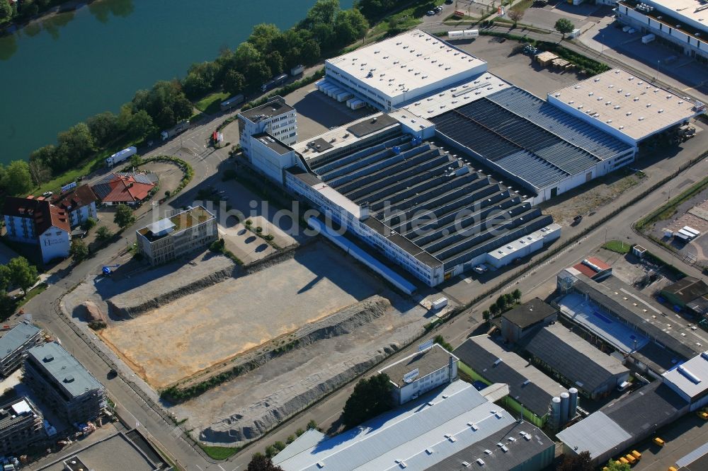 Bad Säckingen aus der Vogelperspektive: Erweiterungs - Neubau - Baustelle auf dem Werksgelände Franke GmbH in Bad Säckingen im Bundesland Baden-Württemberg, Deutschland