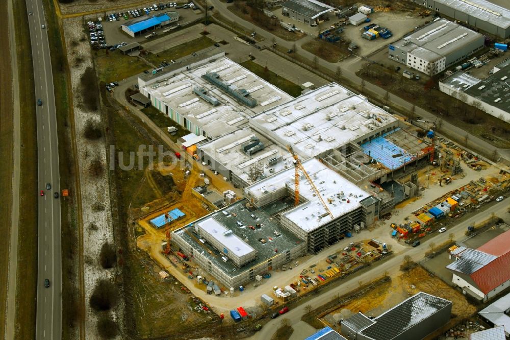 Luftaufnahme Aichach - Erweiterungs - Neubau - Baustelle auf dem Werksgelände der Julius Zorn GmbH in Aichach im Bundesland Bayern, Deutschland