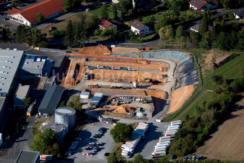 Luftaufnahme Marktheidenfeld - Erweiterungs - Neubau - Baustelle auf dem Werksgelände der Procter & Gamble Manufacturing GmbH in Marktheidenfeld im Bundesland Bayern, Deutschland