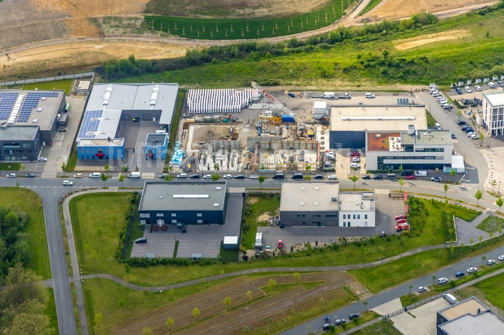 Gelsenkirchen von oben - Erweiterungs - Neubau - Baustelle auf dem Werksgelände der Stölting Gruppe an der Johannes-Rau-Allee im Ortsteil Bismarck in Gelsenkirchen im Bundesland Nordrhein-Westfalen, Deutschland