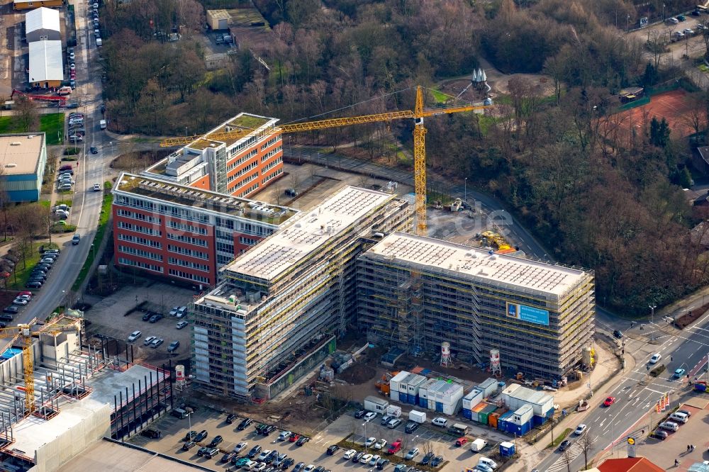 Mülheim an der Ruhr aus der Vogelperspektive: Erweiterungs- Neubau der Hauptverwaltung Unternehmensgruppe ALDI SÜD in Mülheim an der Ruhr im Bundesland Nordrhein-Westfalen