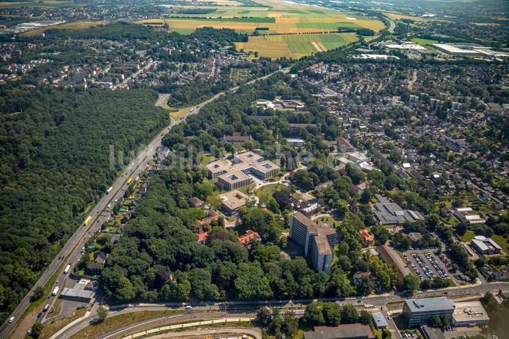 Dortmund aus der Vogelperspektive: Erweiterungs- Neubau auf dem Klinikgelände des Krankenhauses im Ortsteil Aplerbeck in Dortmund im Bundesland Nordrhein-Westfalen