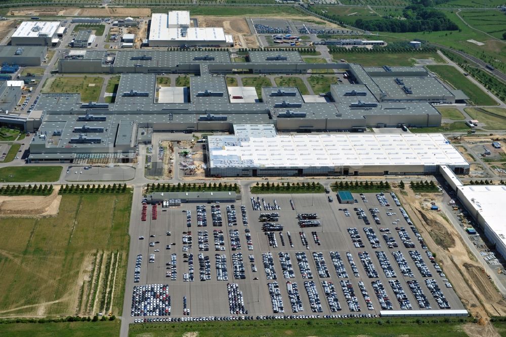 Leipzig aus der Vogelperspektive: Erweiterungsarbeiten am BMW Werk / Plant Leipzig