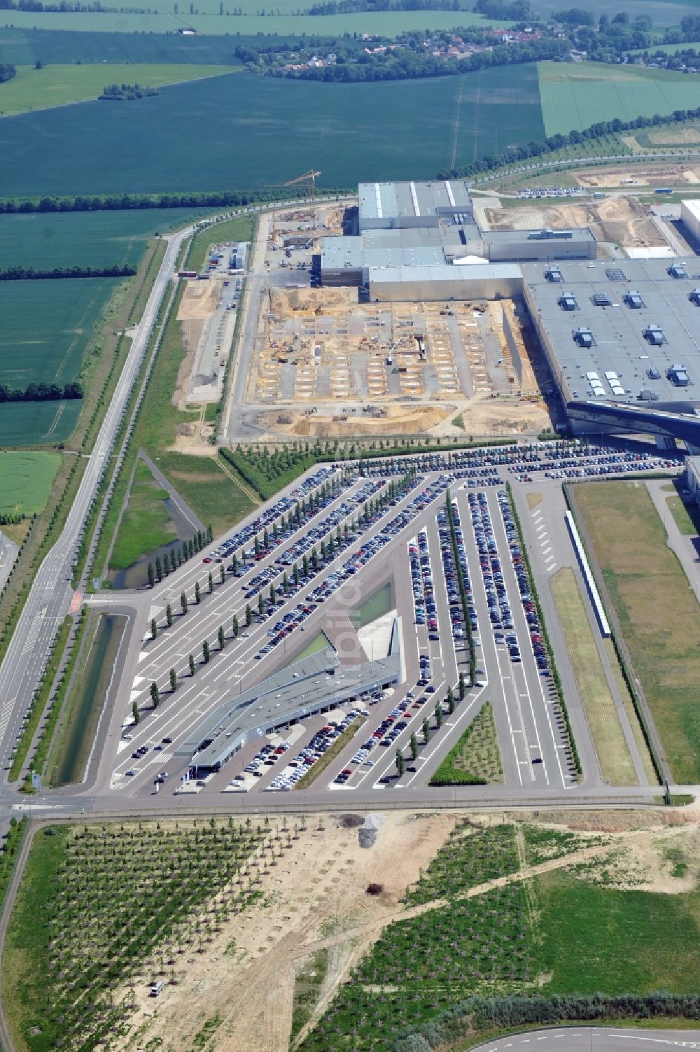 Luftaufnahme Leipzig - Erweiterungsarbeiten am BMW Werk / Plant Leipzig