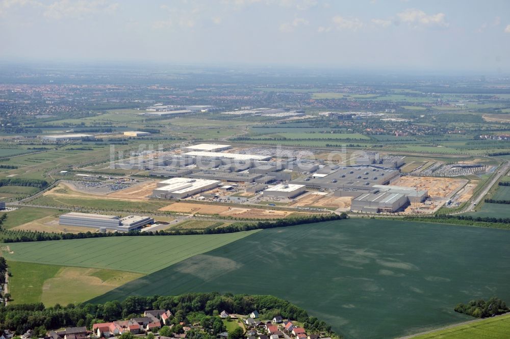 Luftaufnahme Leipzig - Erweiterungsarbeiten am BMW Werk / Plant Leipzig