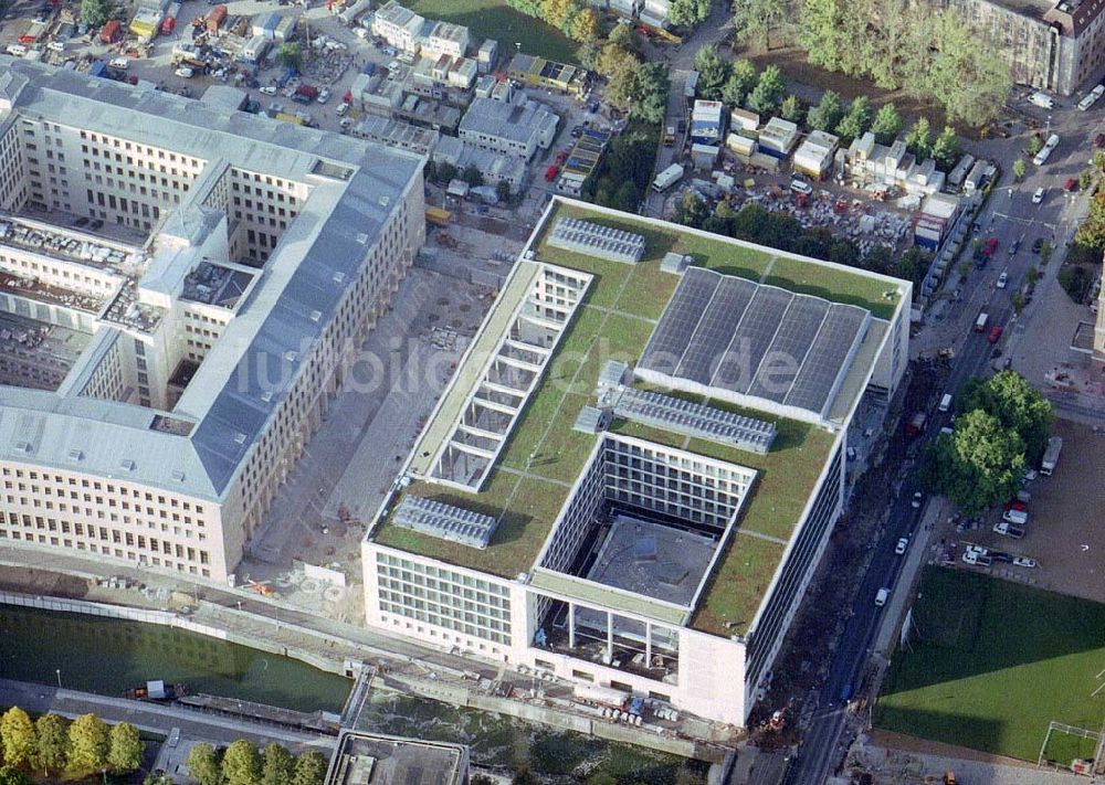 Luftbild Berlin - Erweiterungsbau am Gebäude des ehem. ZK der SED / RB zum jetzigen Außenministerium in Berlin - Mitte.