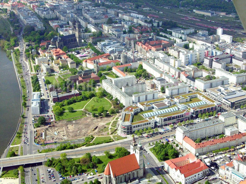 Magdeburg von oben - Erweiterungsbau auf dem Gelände des Alle Centers in Magdeburg