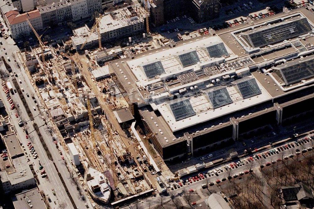 Berlin - Wedding aus der Vogelperspektive: Erweiterungsbau Industrie und Bürok. Siemens Berlin Wedding Brunnenstraße