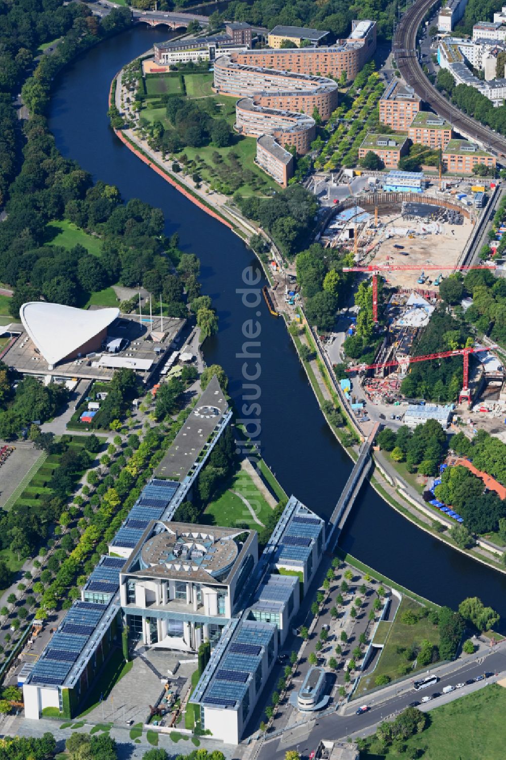 Berlin von oben - Erweiterungsbau des Regierungsgebäude - Bundeskanzleramt - im Ortsteil Moabit in Berlin, Deutschland