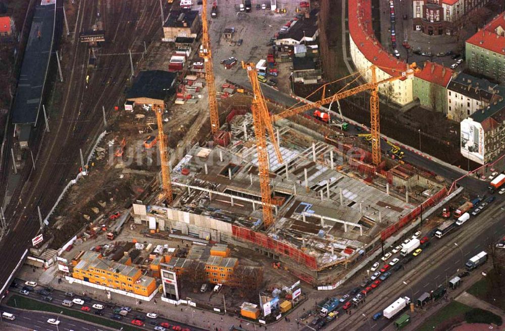 Berlin aus der Vogelperspektive: Erweiterungsbau des Ringcenters am Frankfurter Tor