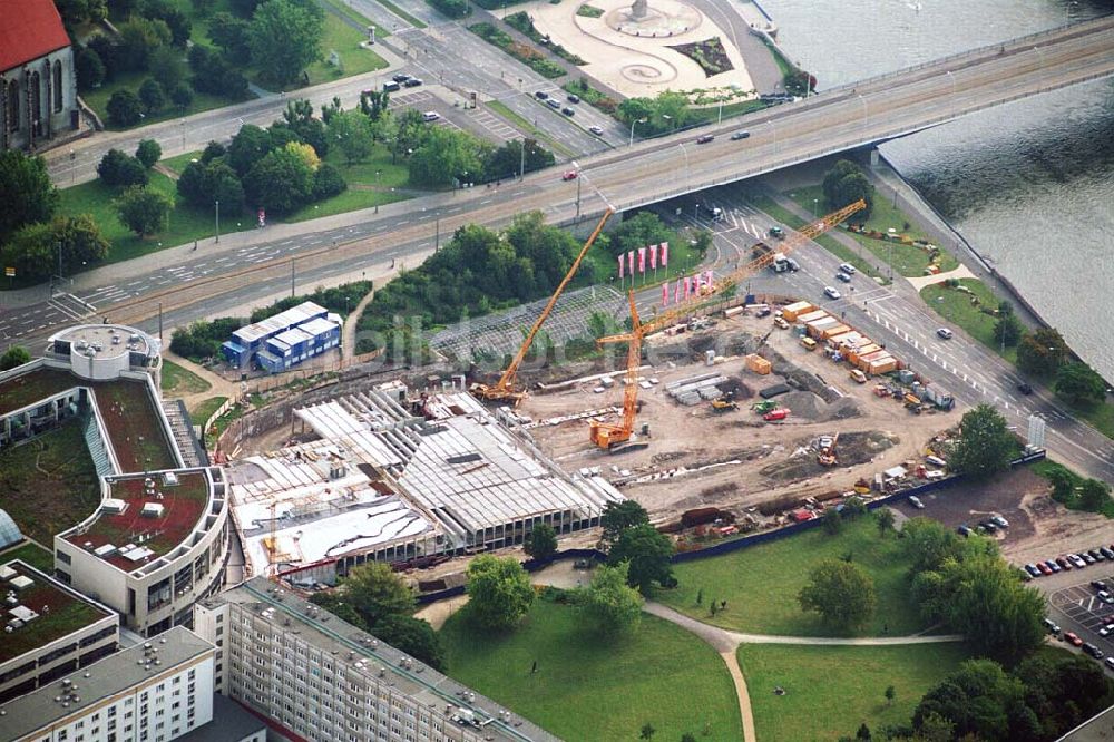 Magdeburg(Sachsen-Anhalt) aus der Vogelperspektive: Erweiterungsbaustelle am Allee-Center Magdeburg