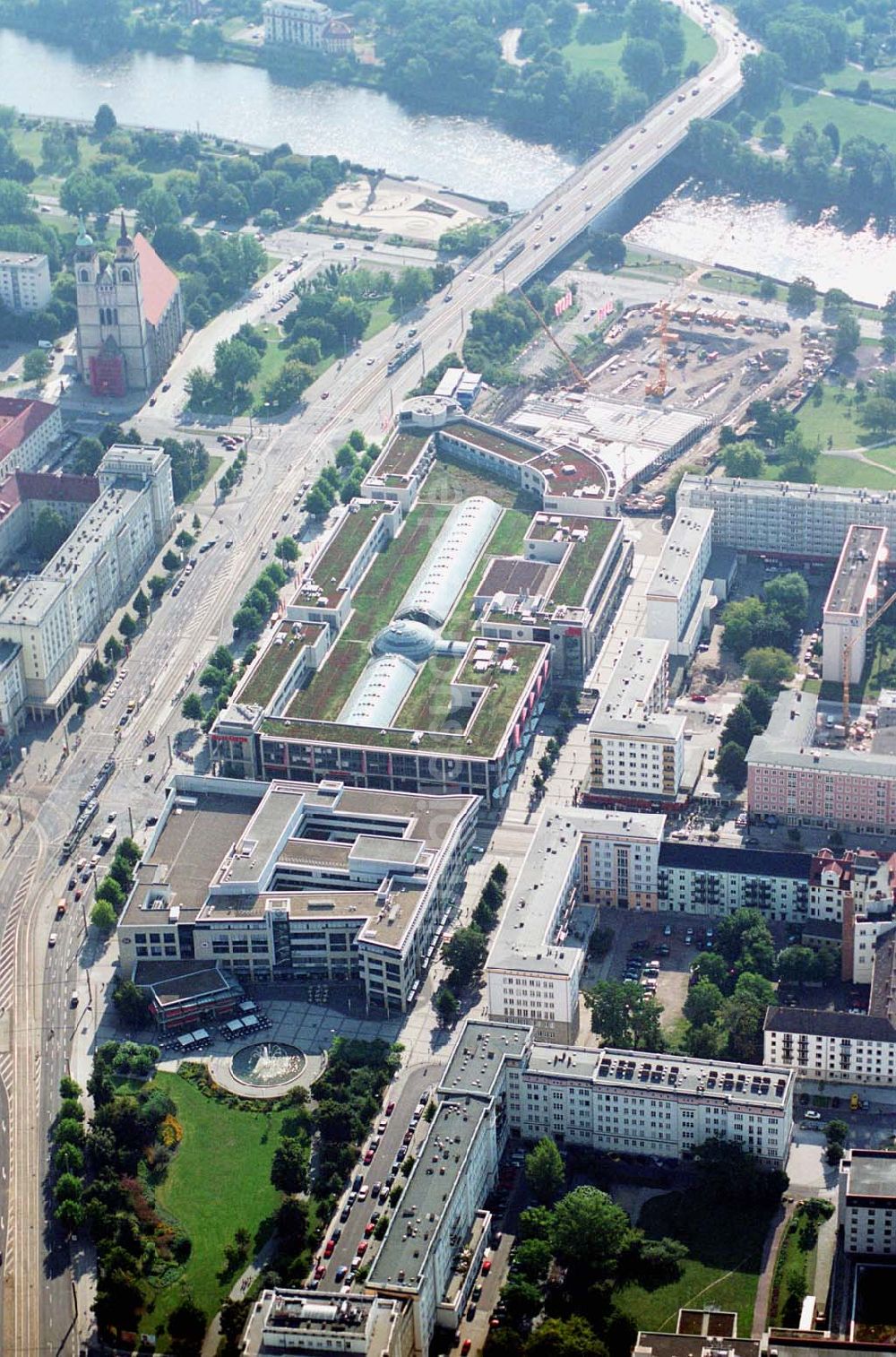 Luftaufnahme Magdeburg(Sachsen-Anhalt) - Erweiterungsbaustelle am Allee-Center Magdeburg