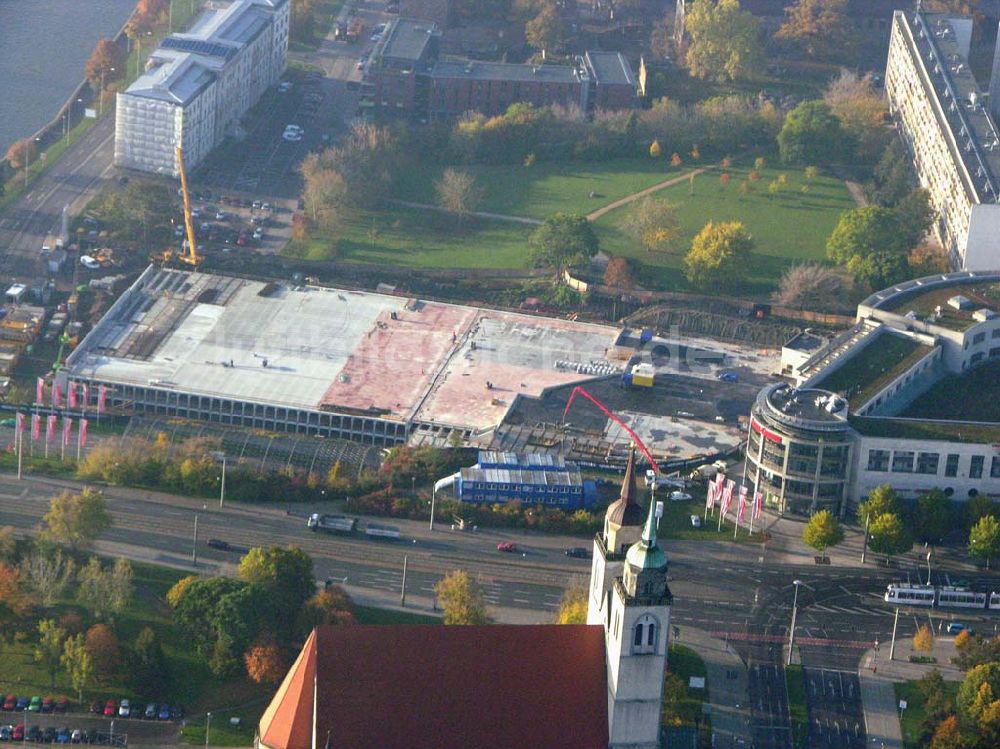 Magdeburg / Sachsen-Anhalt von oben - Erweiterungsbaustelle am Allee-Center Magdeburg 28.10.2005