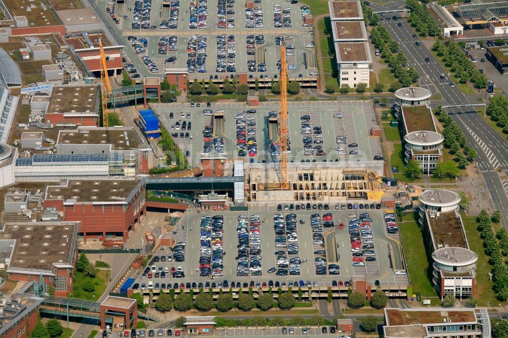 Oberhausen von oben - Erweiterungsbaustelle Einkaufs- und Freizeitzentrum Centro in der Centroallee im Stadtteil Neue Mitte in Oberhausen im Bundesland Nordrhein-Westfalen