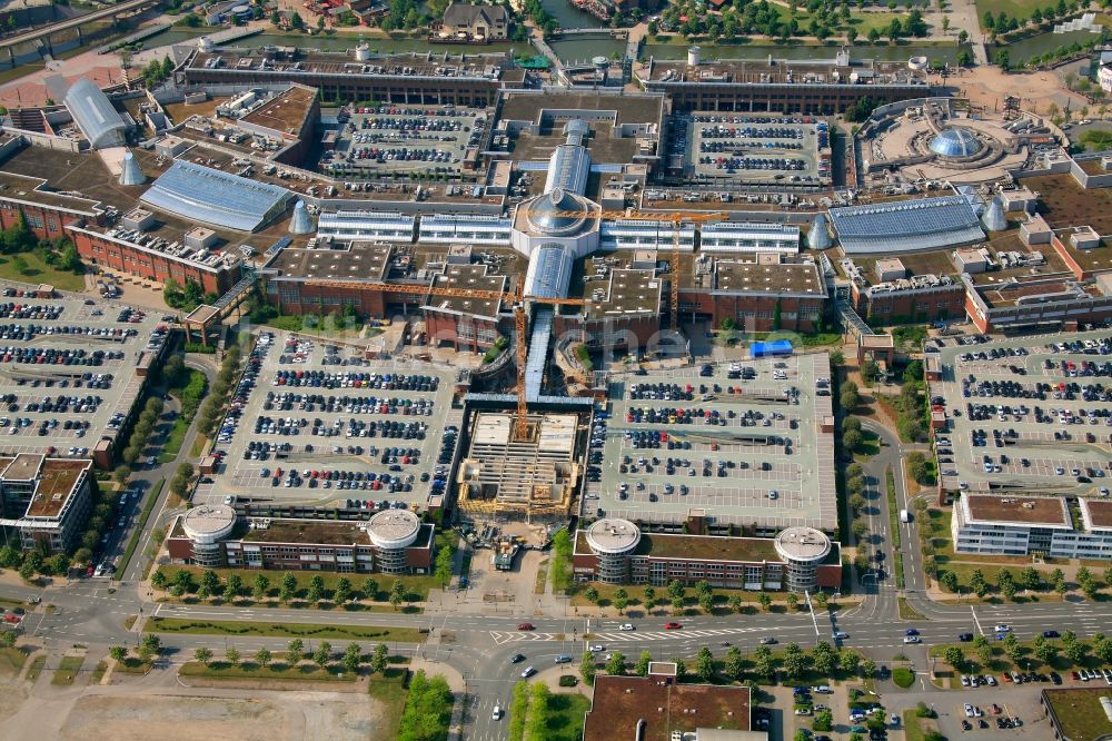 Luftaufnahme Oberhausen - Erweiterungsbaustelle Einkaufs- und Freizeitzentrum Centro in der Centroallee im Stadtteil Neue Mitte in Oberhausen im Bundesland Nordrhein-Westfalen