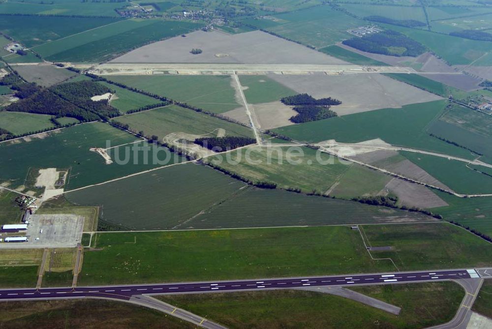 Schönefeld von oben - Erweiterungsbaustelle am Flughafen Berlin-Schönefeld