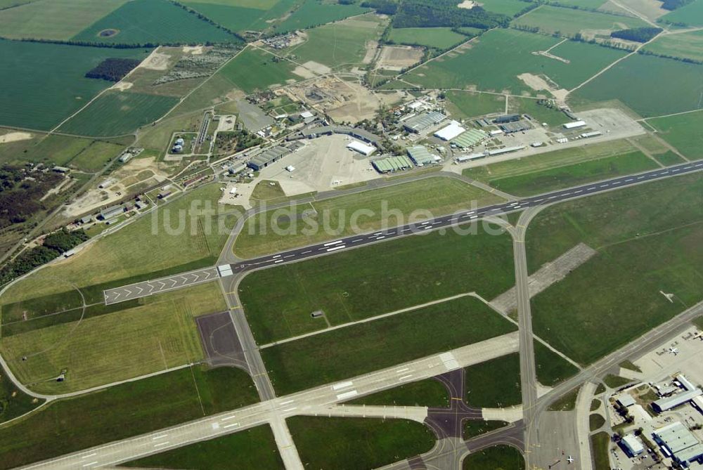 Luftbild Schönefeld - Erweiterungsbaustelle am Flughafen Berlin-Schönefeld