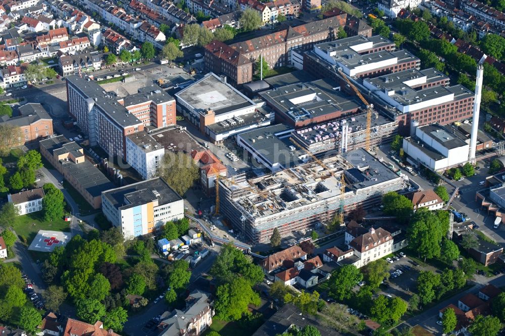 Luftbild Bremen - Erweiterungsbaustelle auf dem Gelände des Klinikum Bremen-Mitte an der Sankt-Jürgen-Straße in Bremen