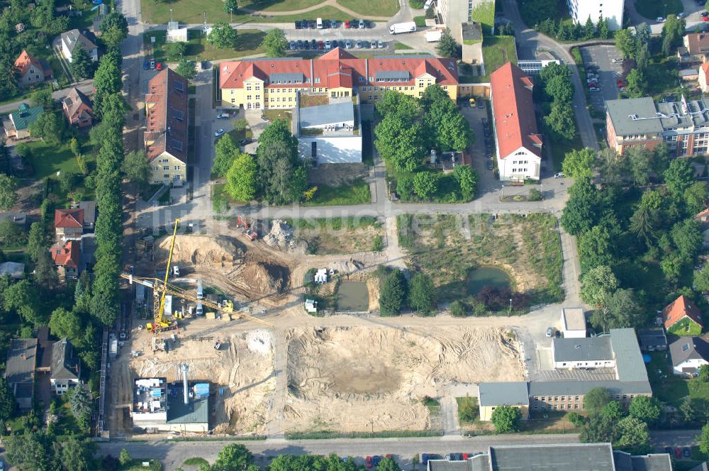 Luftbild Berlin - Erweiterungsbaustelle auf dem Gelände des Vivantes Klinikum Berlin - Hellersdorf