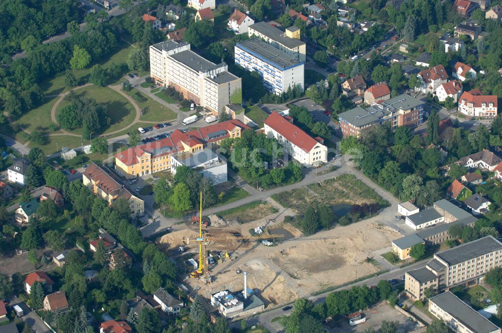 Luftbild Berlin - Erweiterungsbaustelle auf dem Gelände des Vivantes Klinikum Berlin - Hellersdorf