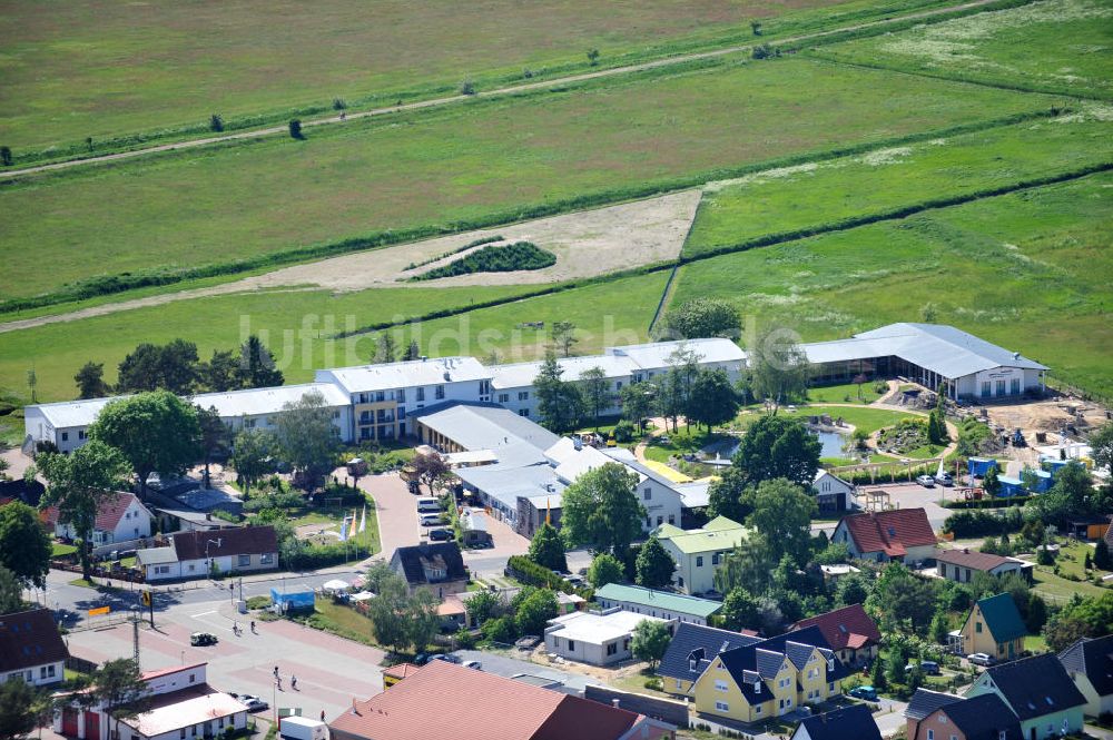 Luftbild Trassenheide - Erweiterungsbaustelle am Hotel und Restaurant Seeklause in Trassenheide auf der Insel Usedom in Mecklenburg - Vorpommern