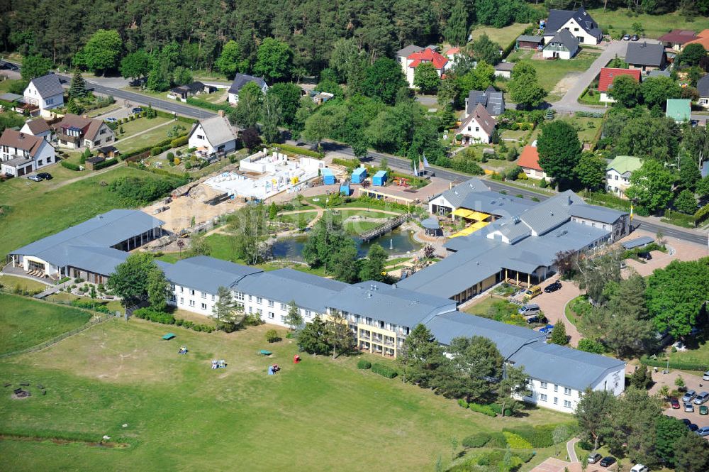 Luftbild Trassenheide - Erweiterungsbaustelle am Hotel und Restaurant Seeklause in Trassenheide auf der Insel Usedom in Mecklenburg - Vorpommern