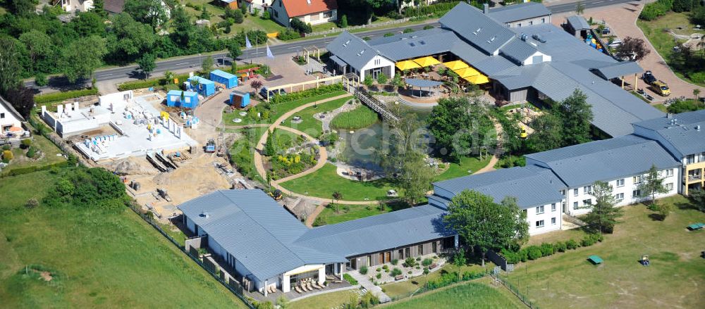 Luftbild Trassenheide - Erweiterungsbaustelle am Hotel und Restaurant Seeklause in Trassenheide auf der Insel Usedom in Mecklenburg - Vorpommern